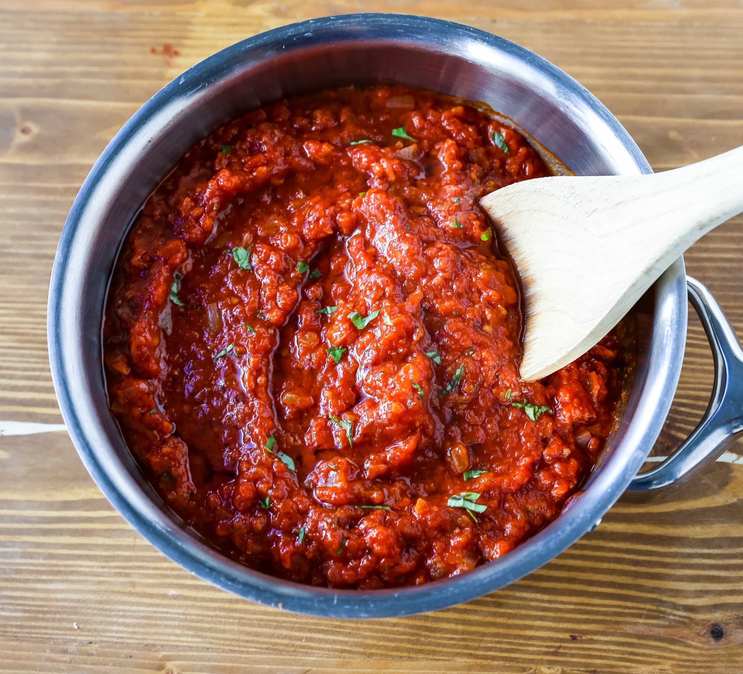 Classic-Italian-Tomato-Sauce-3-scaled